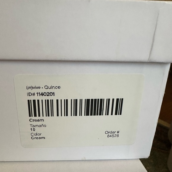 Quince Eco Knit Heeled Bootie in Cream Size 10 - Picture 8 of 9